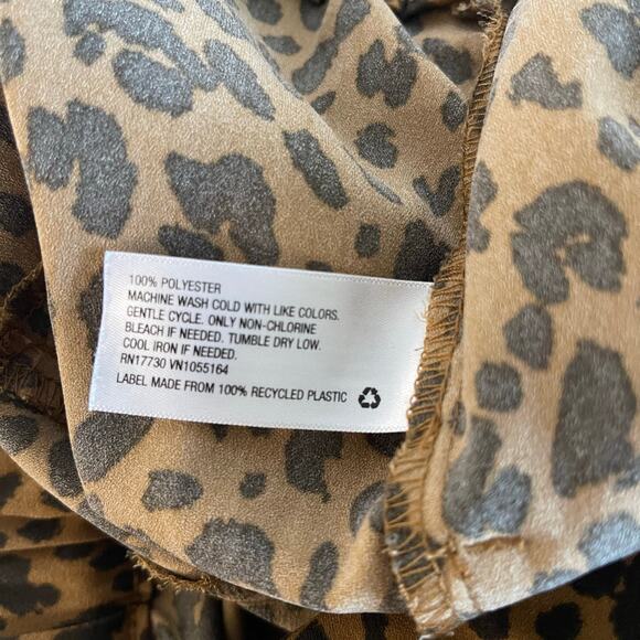 A New Day Animal Print Brown Belted Shorts - Size S - Picture 5 of 5